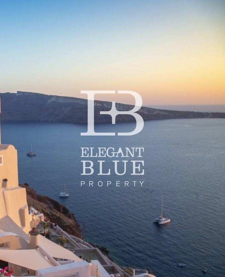 (For Sale) Land Plot || Cyclades/Santorini-Oia - 153 Sq.m, 750.000€ 