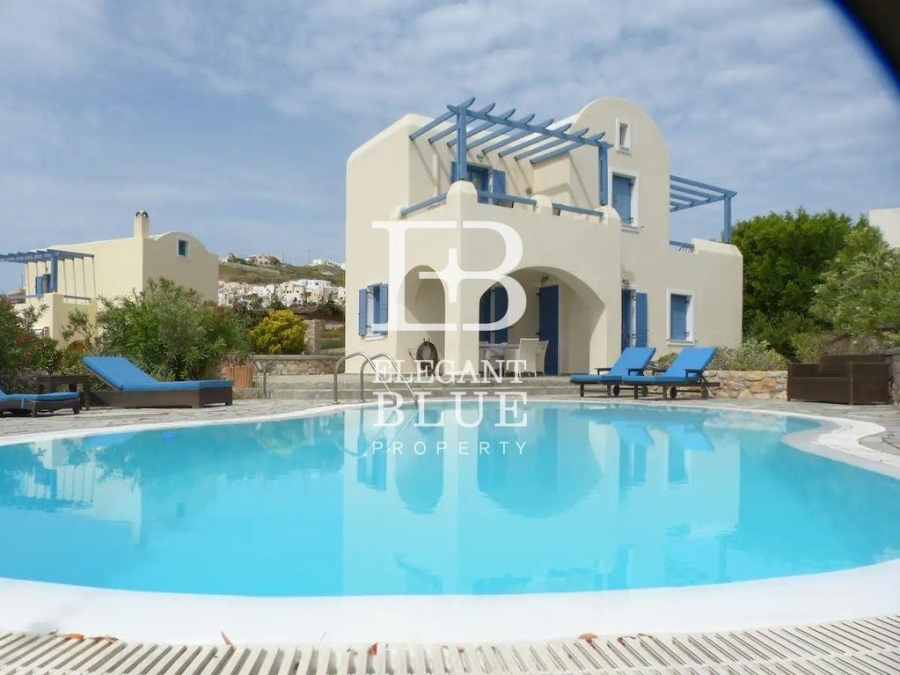 (For Sale) Residential Villa || Cyclades/Santorini-Thira - 120 Sq.m, 3 Bedrooms, 550.000€ 