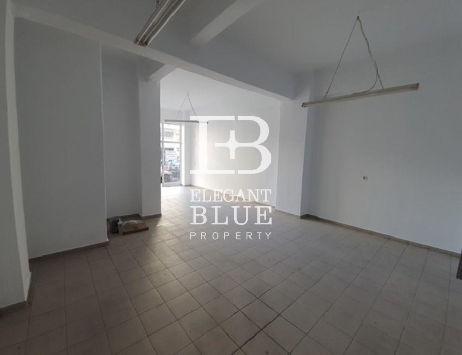 (For Sale) Commercial Retail Shop || Athens Center/Athens - 52 Sq.m, 110.000€ 