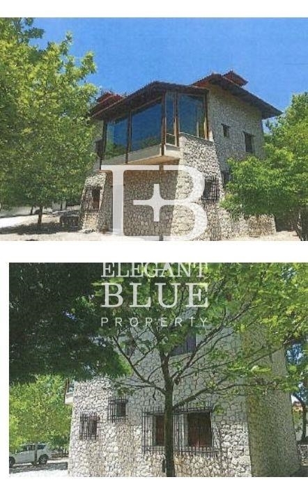 (For Sale) Residential Residence complex || Voiotia/Kyriakio - 620 Sq.m, 15 Bedrooms, 820.000€ 