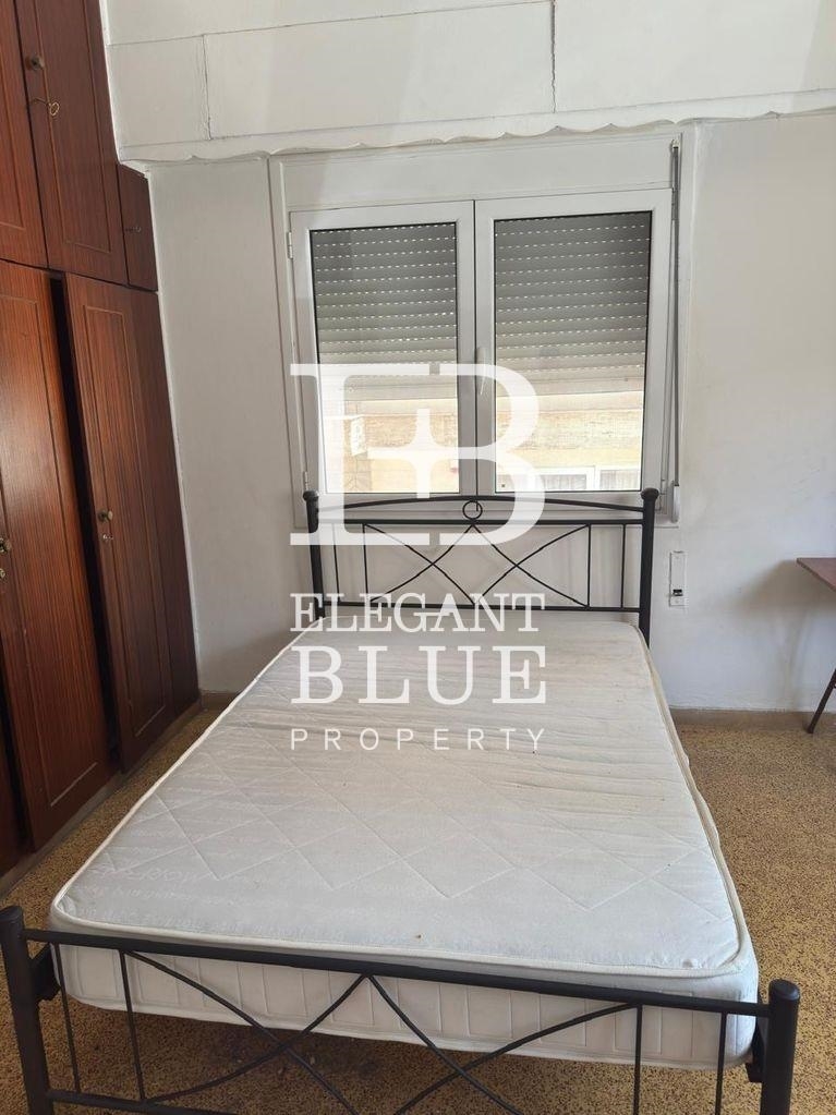 (For Sale) Residential Apartment || Piraias/Piraeus - 70.000 Sq.m, 2 Bedrooms, 130.000€ 
