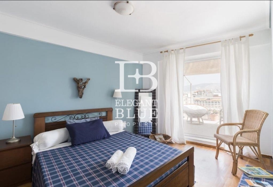(For Rent) Residential Penthouse || Athens South/Palaio Faliro - 50 Sq.m, 1 Bedrooms, 650€ 
